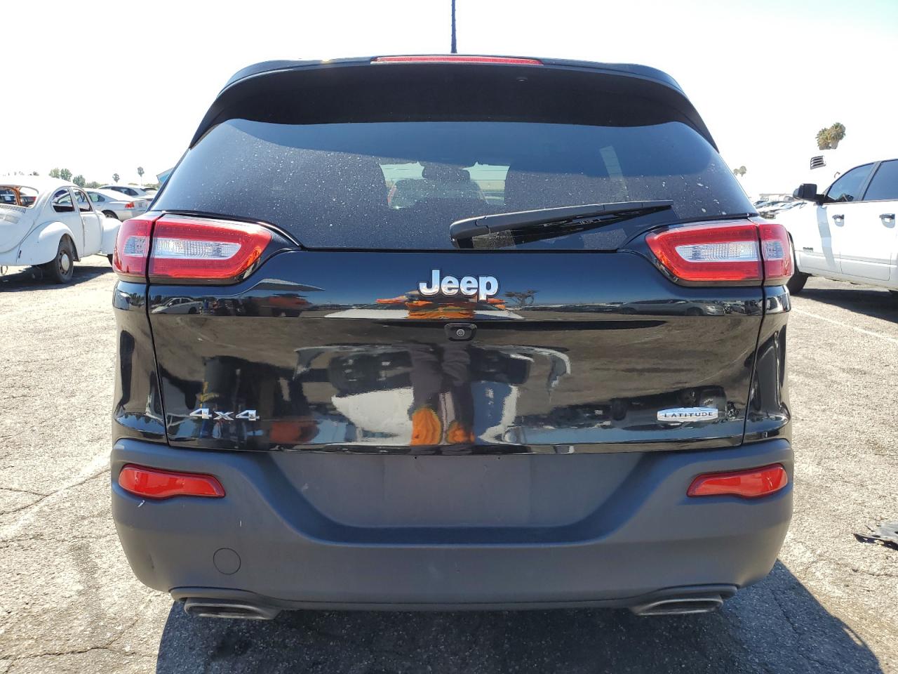 2016 Jeep Cherokee Latitude VIN: 1C4PJMCS6GW169592 Lot: 89863465