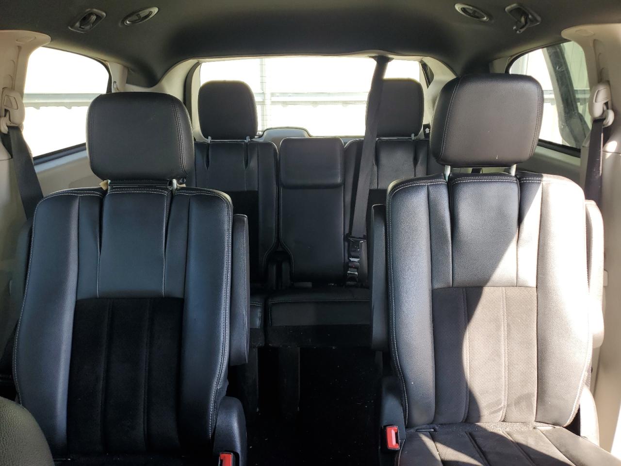 2017 Dodge Grand Caravan Sxt VIN: 2C4RDGCG6HR664463 Lot: 70034775