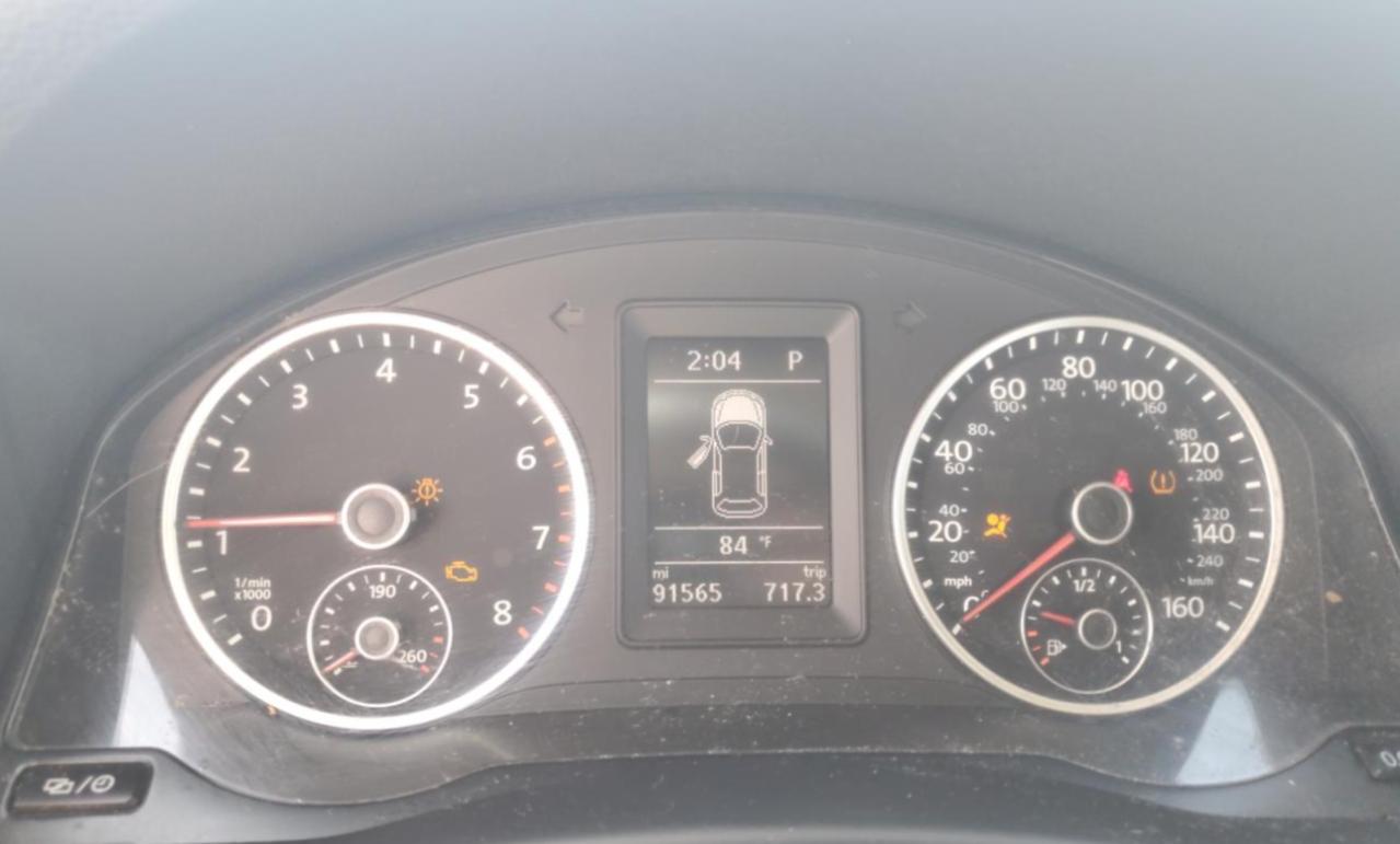 2016 Volkswagen Tiguan S VIN: WVGAV7AX3GW027125 Lot: 70487575