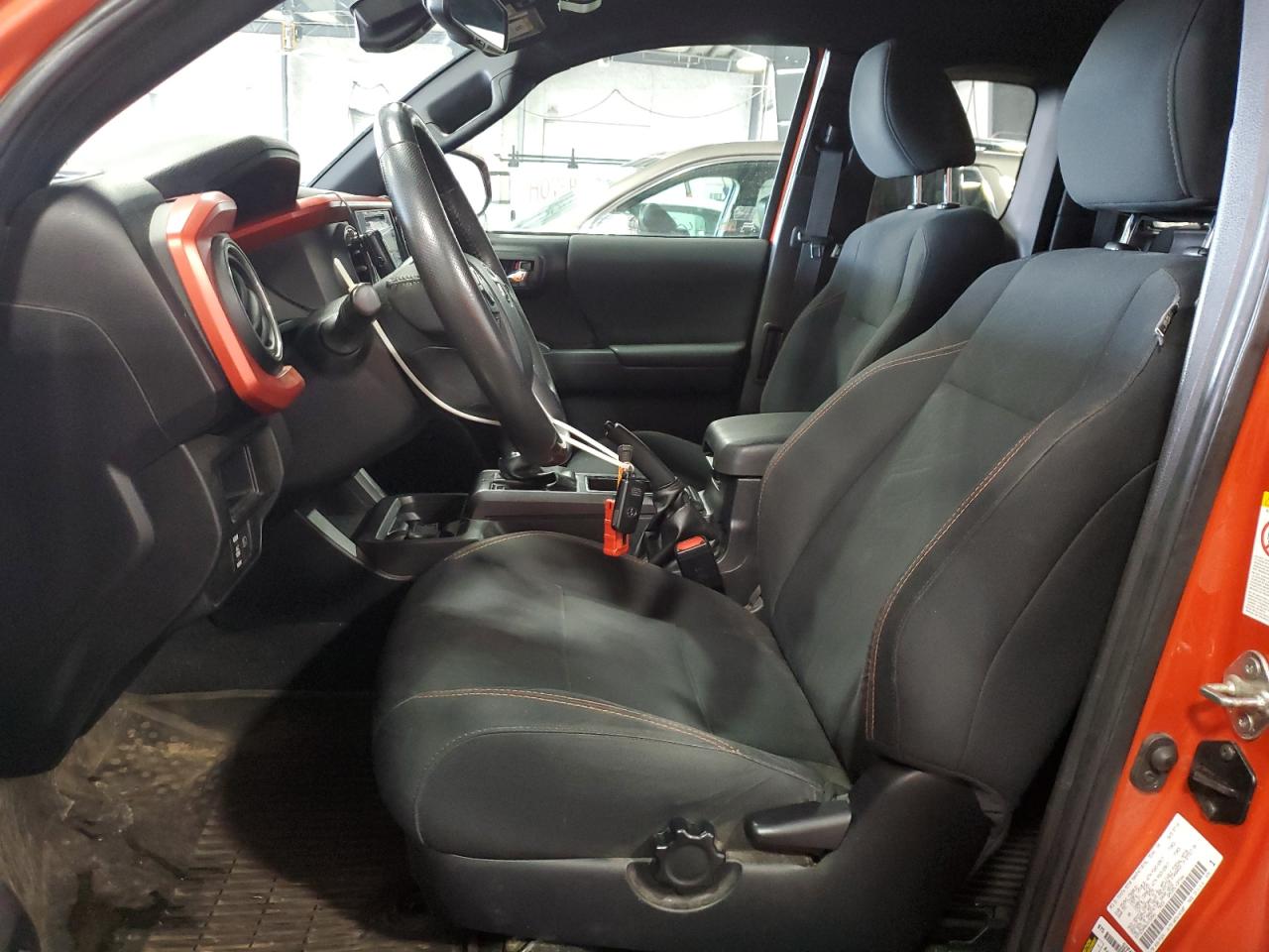 2018 Toyota Tacoma Access Cab VIN: 5TFSZ5AN0JX158501 Lot: 70700675