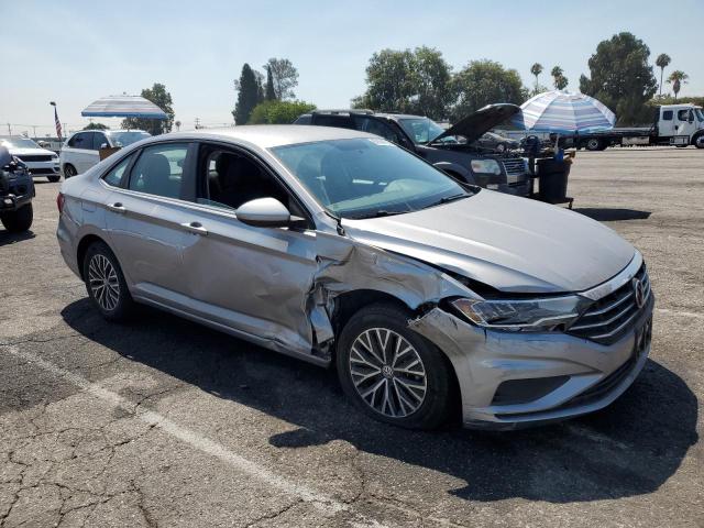  VOLKSWAGEN JETTA 2021 Srebrny
