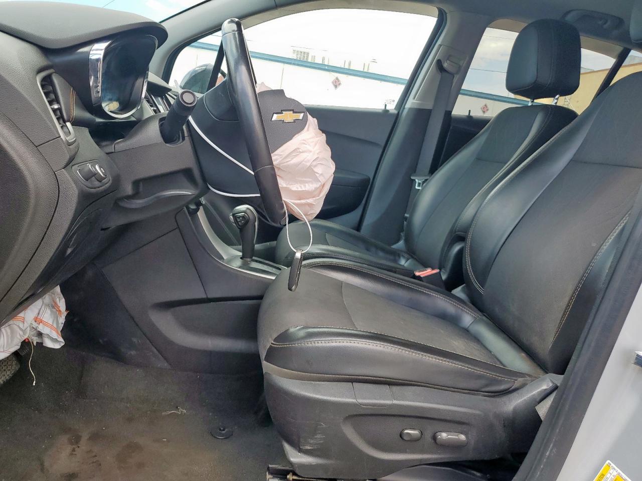 2020 Chevrolet Trax 1Lt VIN: 3GNCJLSB1LL126327 Lot: 69127625