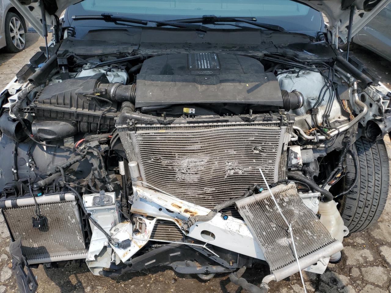 SALGR2FV5HA362570 2017 Land Rover Range Rover