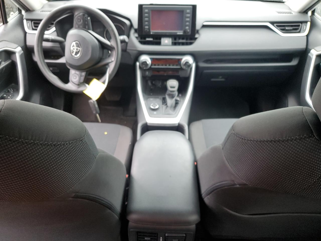2022 Toyota Rav4 Le VIN: 4T3MWRFV2NU070867 Lot: 69682925