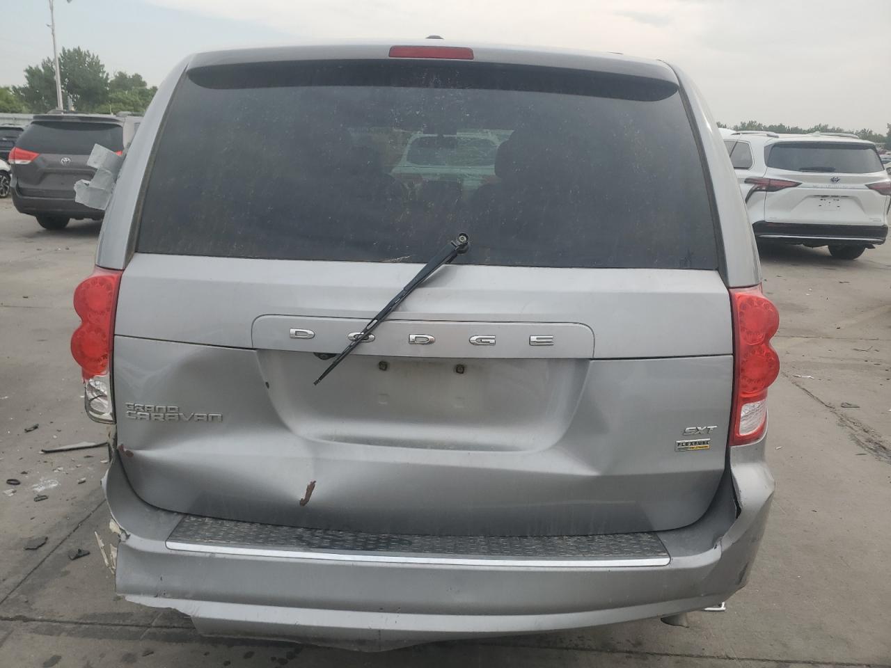 2018 Dodge Grand Caravan Sxt VIN: 2C4RDGCG7JR265096 Lot: 67654465