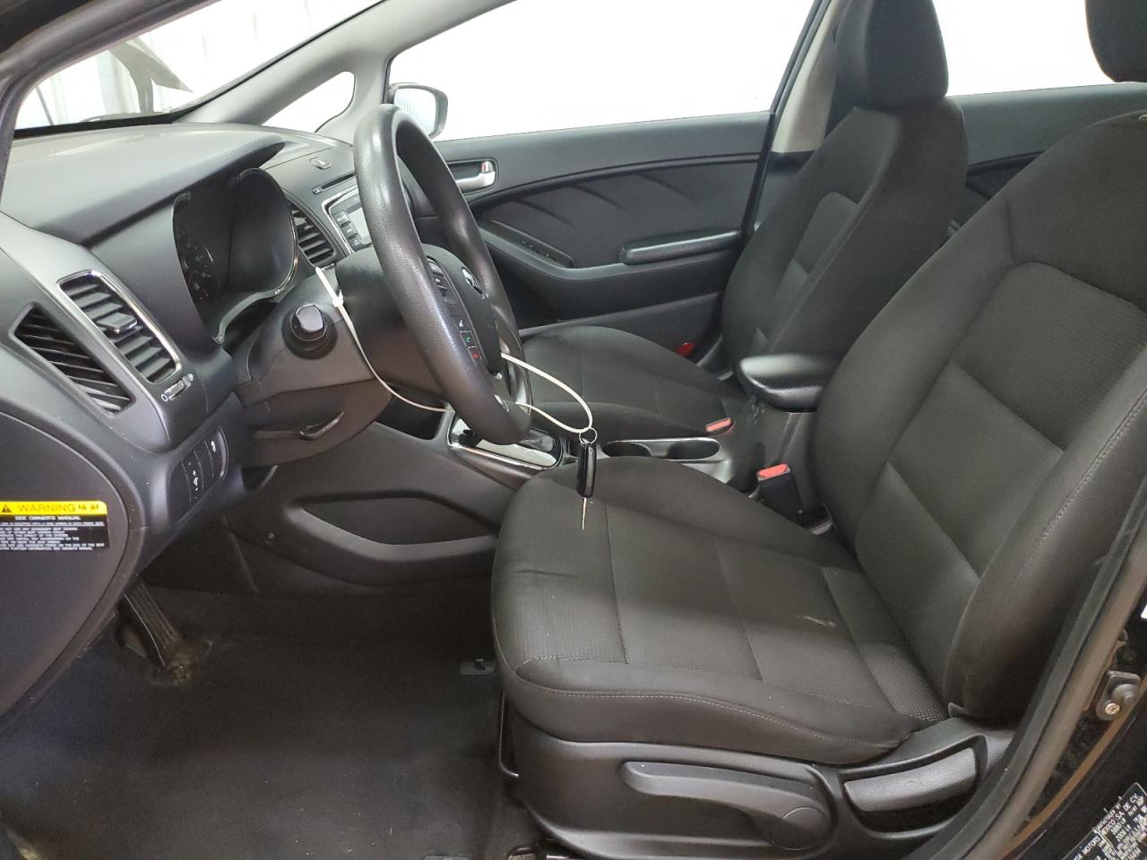 2017 Kia Forte Lx VIN: 3KPFK4A71HE116494 Lot: 70640945