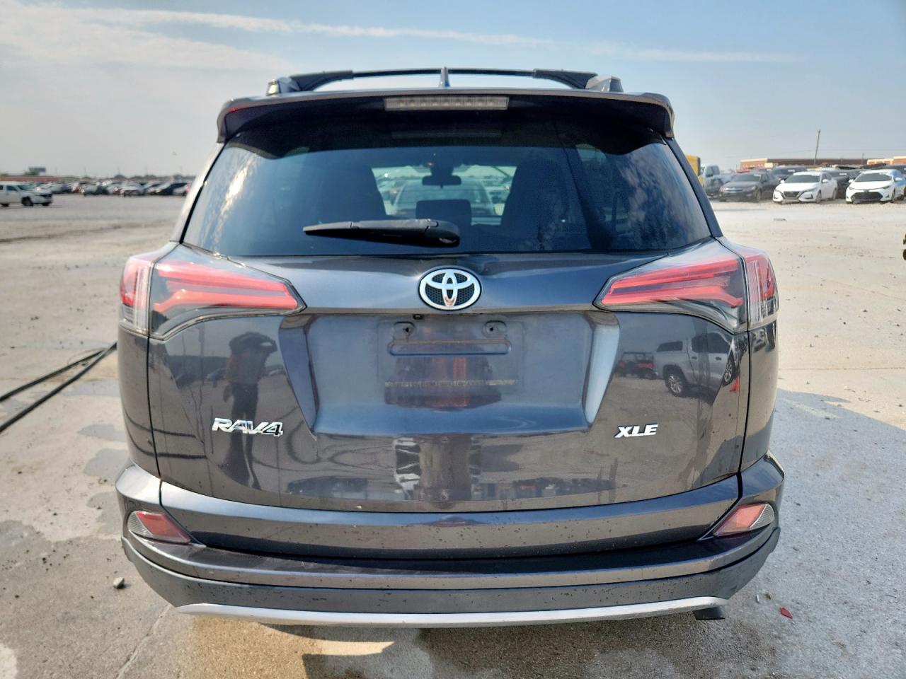 2017 Toyota Rav4 Xle VIN: 2T3WFREV7HW377336 Lot: 70551185