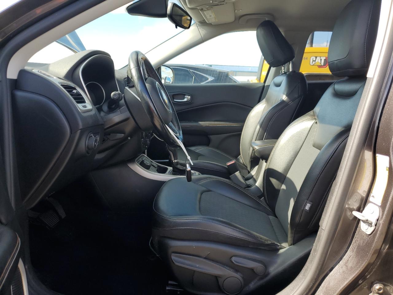 2019 Jeep Compass Latitude VIN: 3C4NJDBB5KT674790 Lot: 69568045