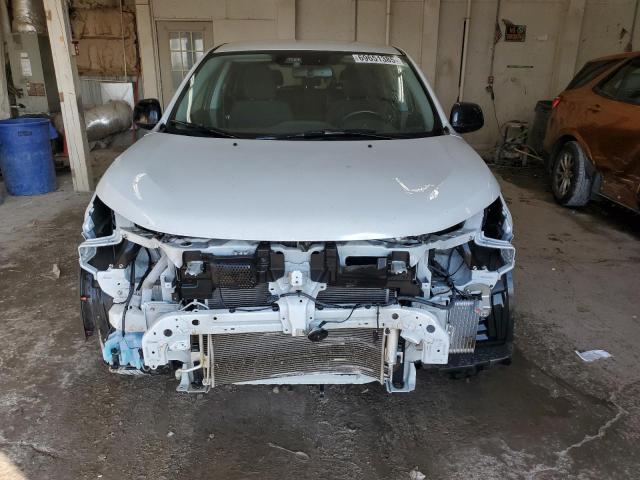  MITSUBISHI OUTLANDER 2022 Серебристый