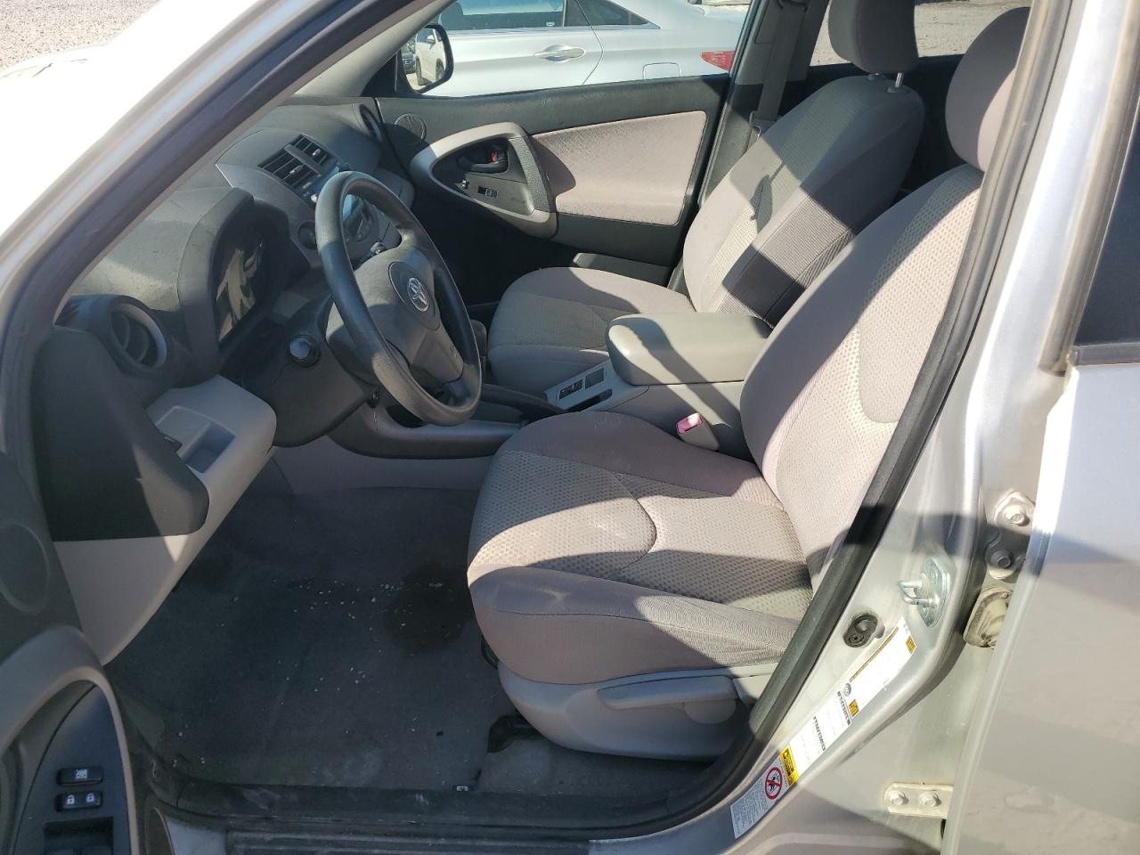 2008 Toyota Rav4 VIN: JTMBD33V986070059 Lot: 70506145