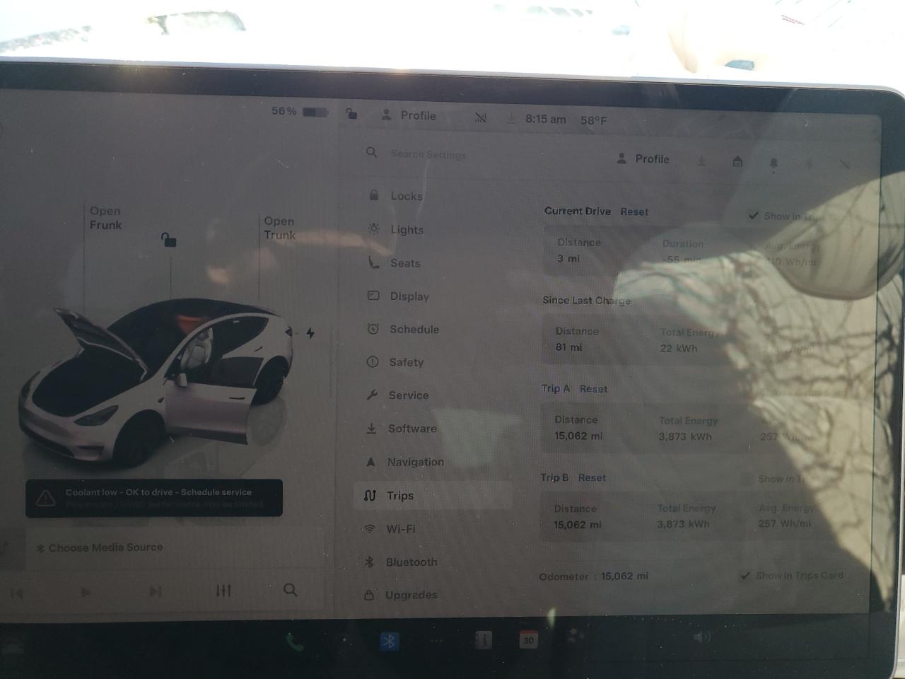 2024 Tesla Model Y VIN: 7SAYGDED5RF200049 Lot: 69605235