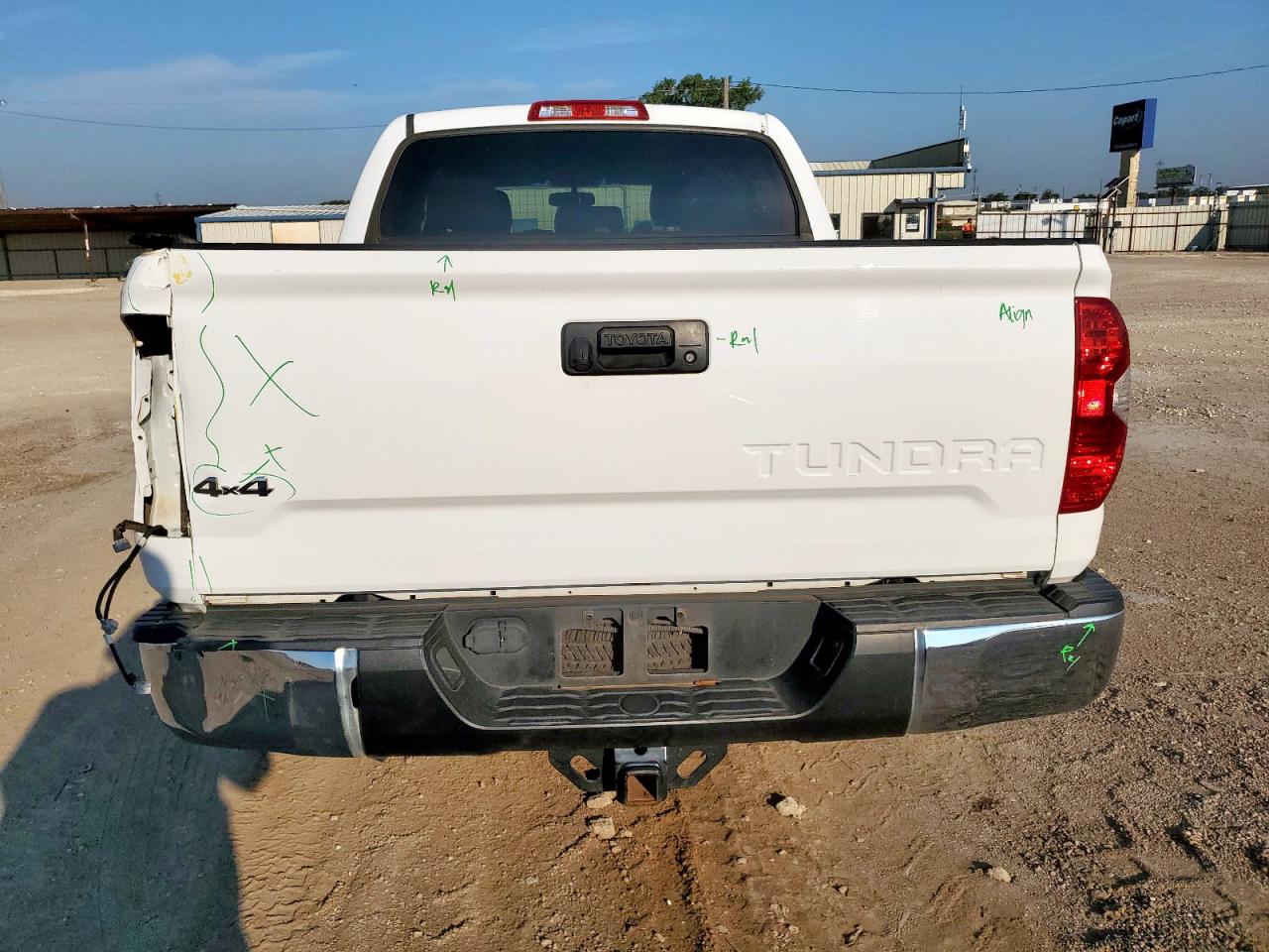 2017 Toyota Tundra Crewmax Sr5 VIN: 5TFDW5F17HX616259 Lot: 69731325