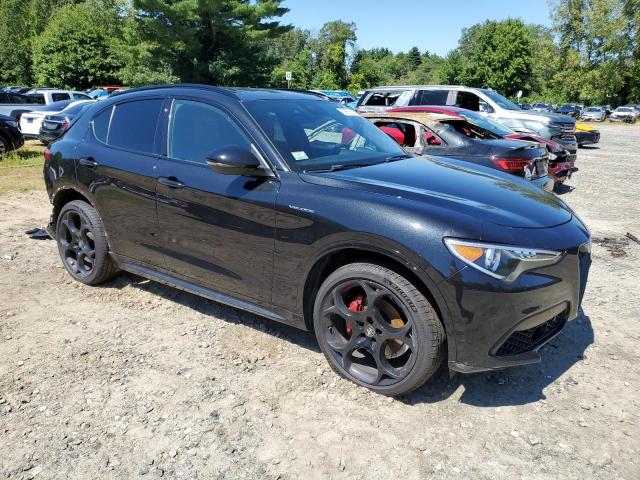 ALFA ROMEO STELVIO 2022 Czarny