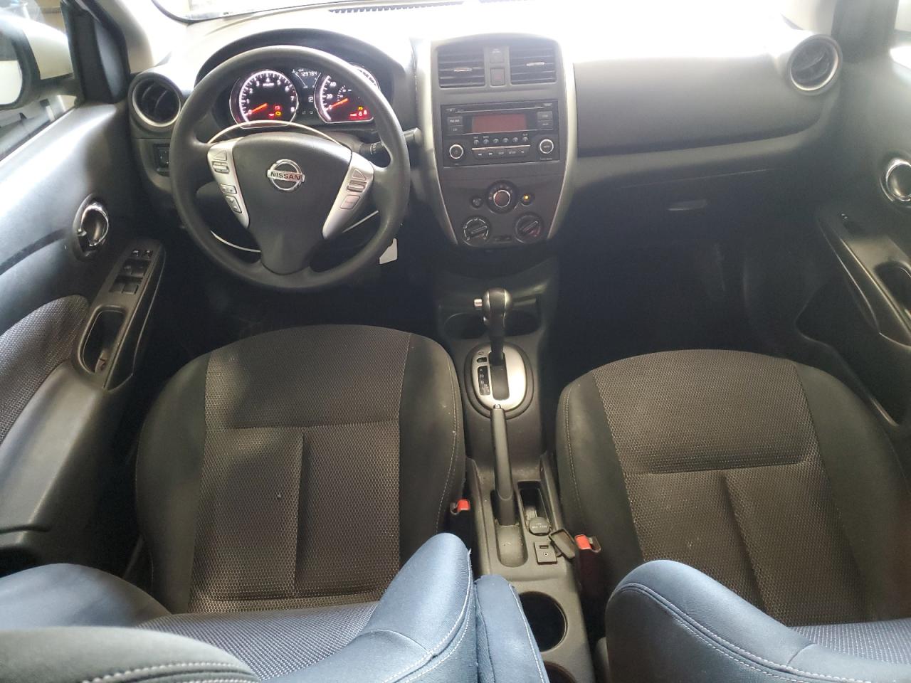 2015 Nissan Versa S VIN: 3N1CN7AP2FL949373 Lot: 70715235