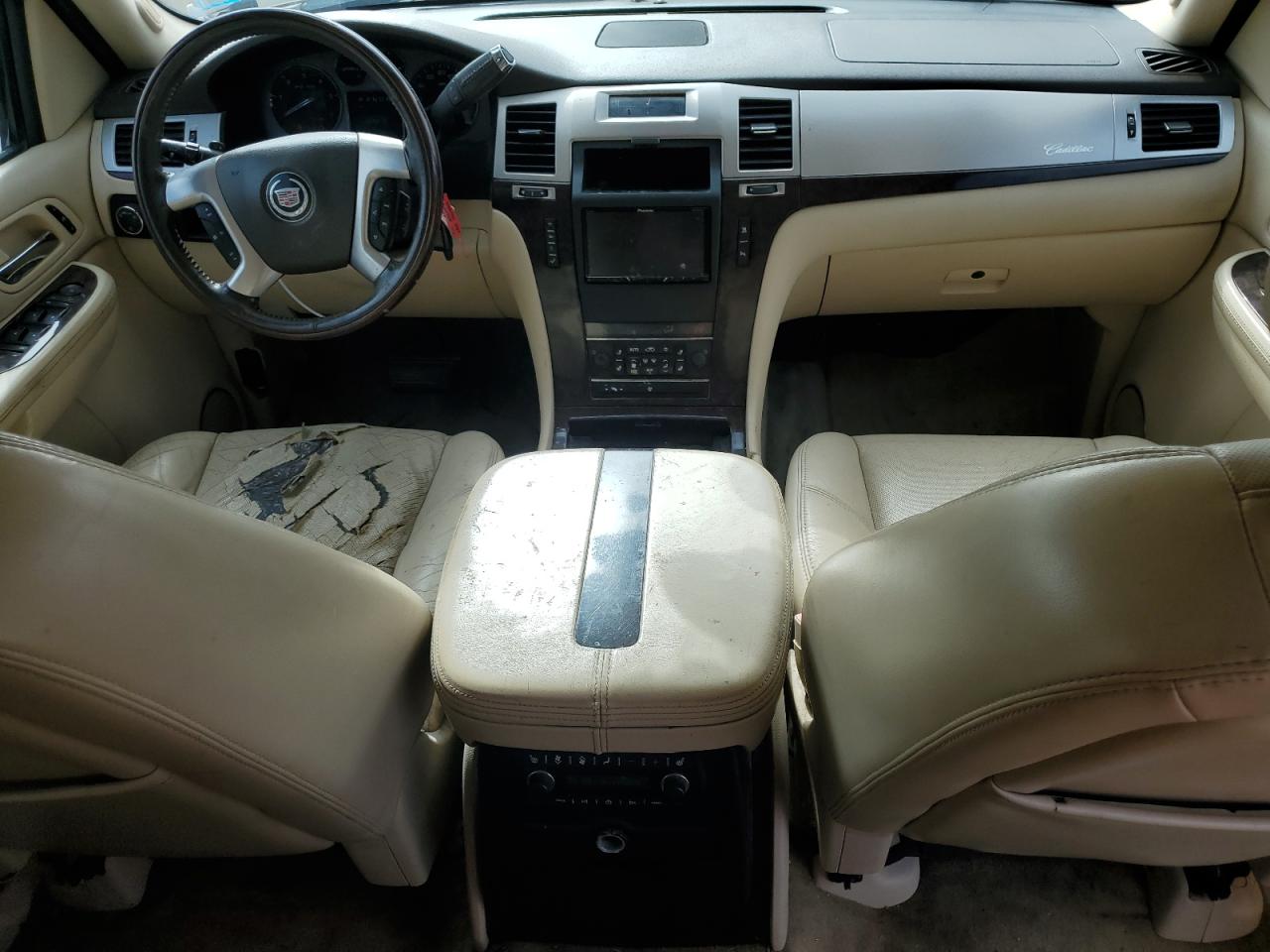 2007 Cadillac Escalade Luxury VIN: 1GYFK63887R285121 Lot: 68832695