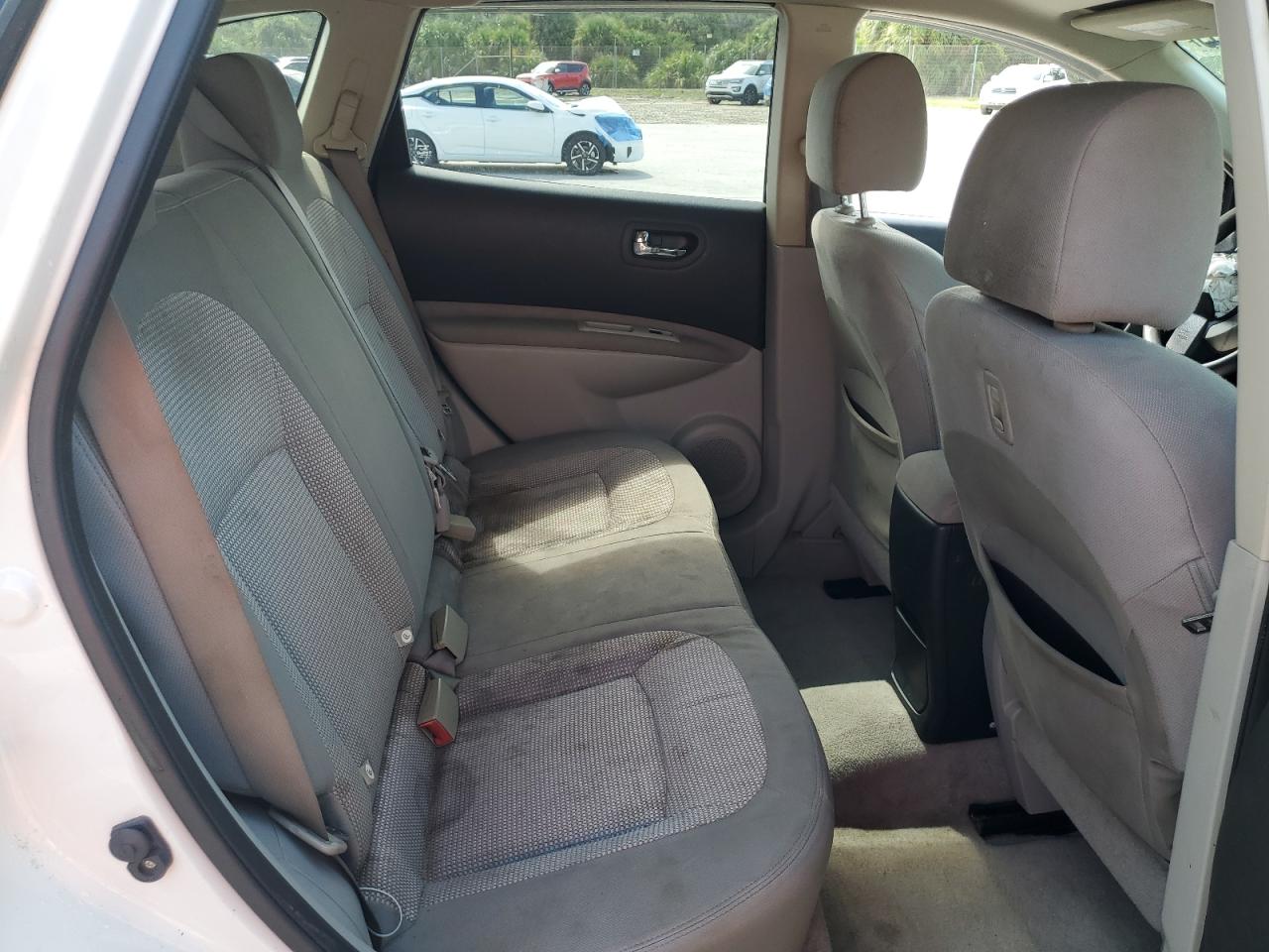 2011 Nissan Rogue S VIN: JN8AS5MTXBW174226 Lot: 70577255