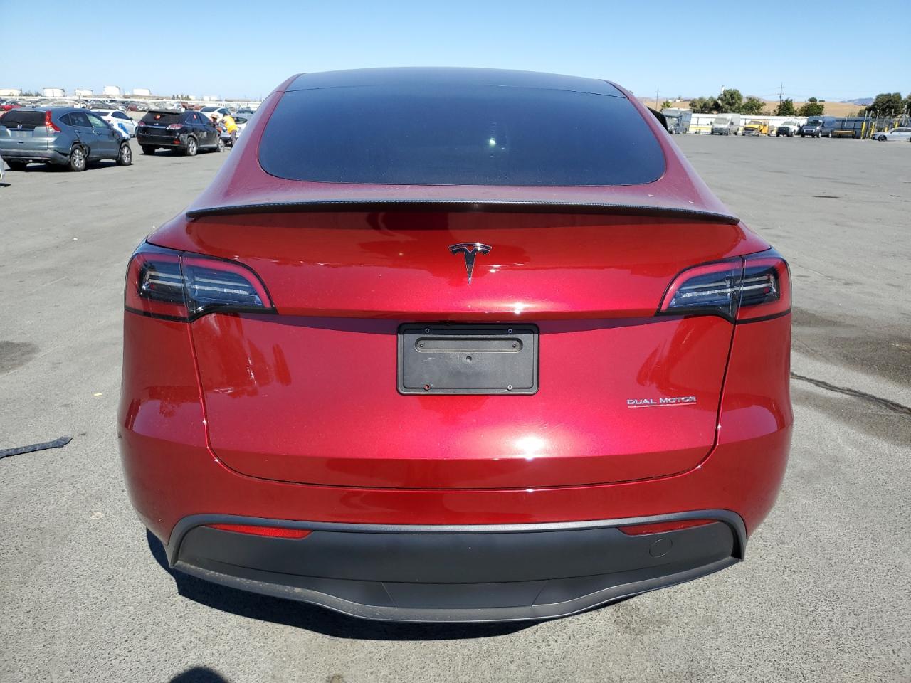 2024 Tesla Model Y VIN: 7SAYGDEF7RF063147 Lot: 69685015