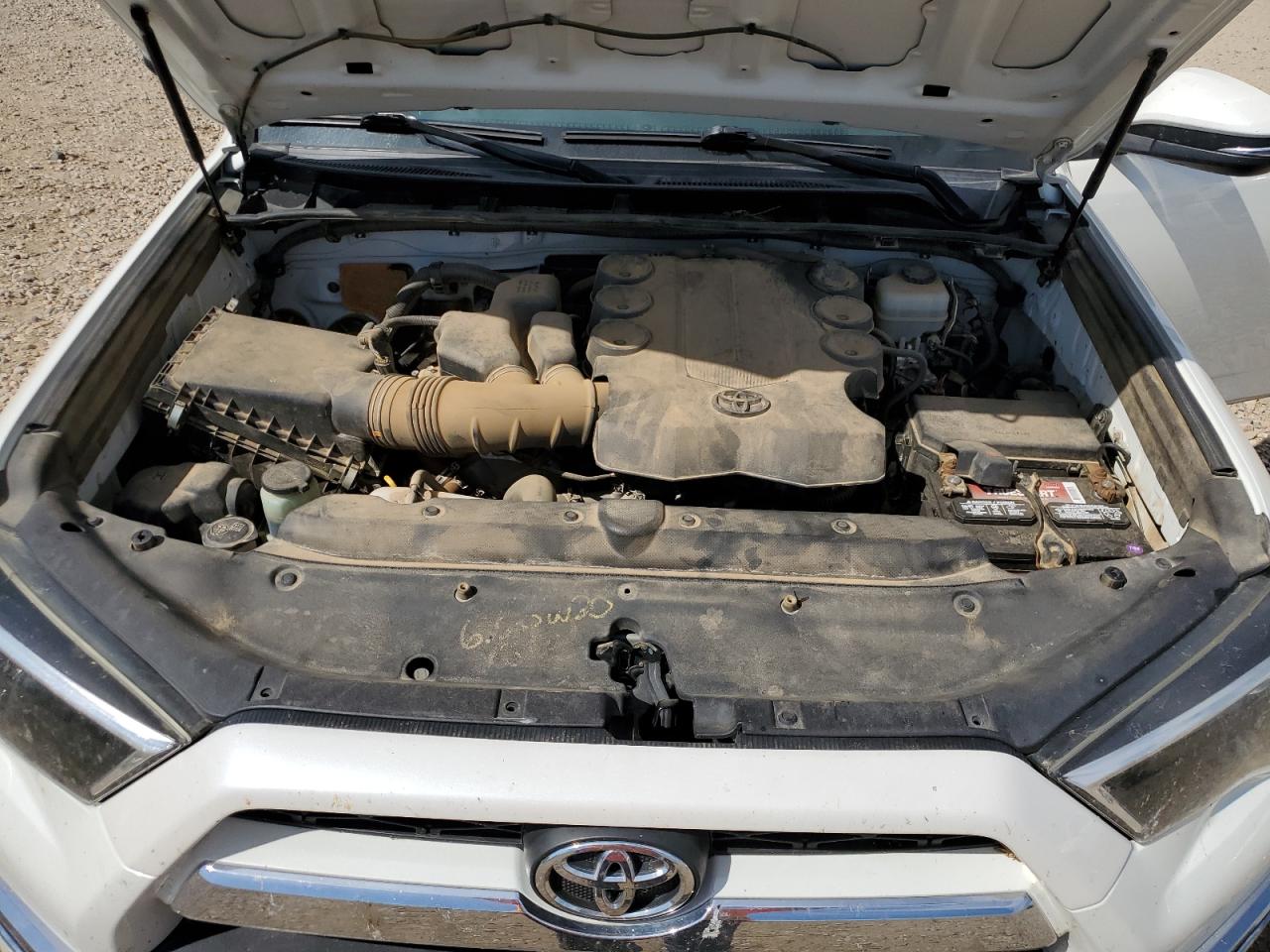 2014 Toyota 4Runner Sr5 VIN: JTEBU5JR2E5169899 Lot: 70698935