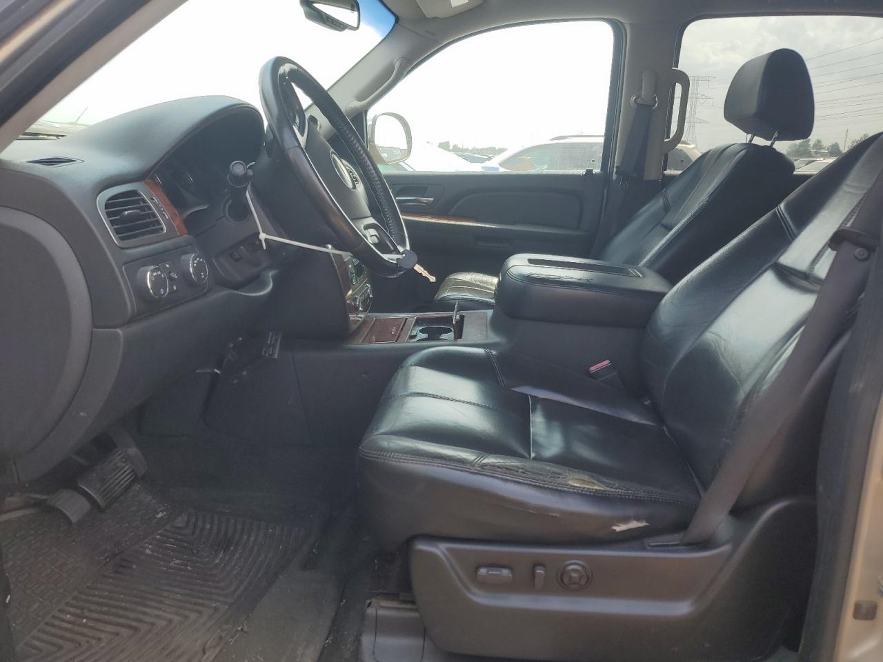 2007 Chevrolet Suburban K1500 VIN: 1GNFK163X7J359900 Lot: 67599015