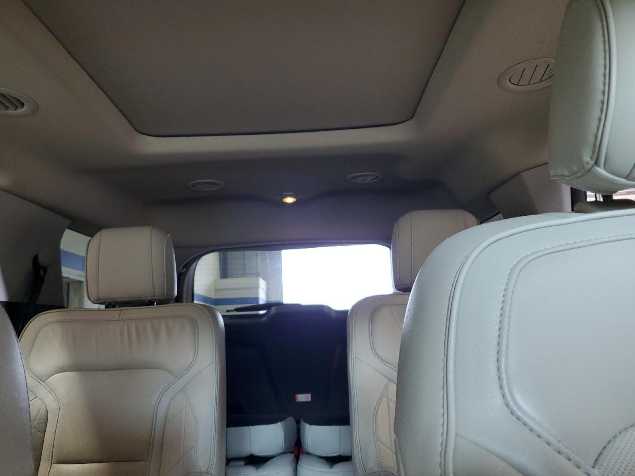 2017 Ford Explorer Platinum VIN: 1FM5K8HT5HGC59689 Lot: 67543385