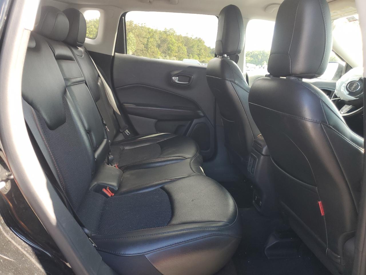 2019 Jeep Compass Trailhawk VIN: 3C4NJDDB6KT688310 Lot: 70483065