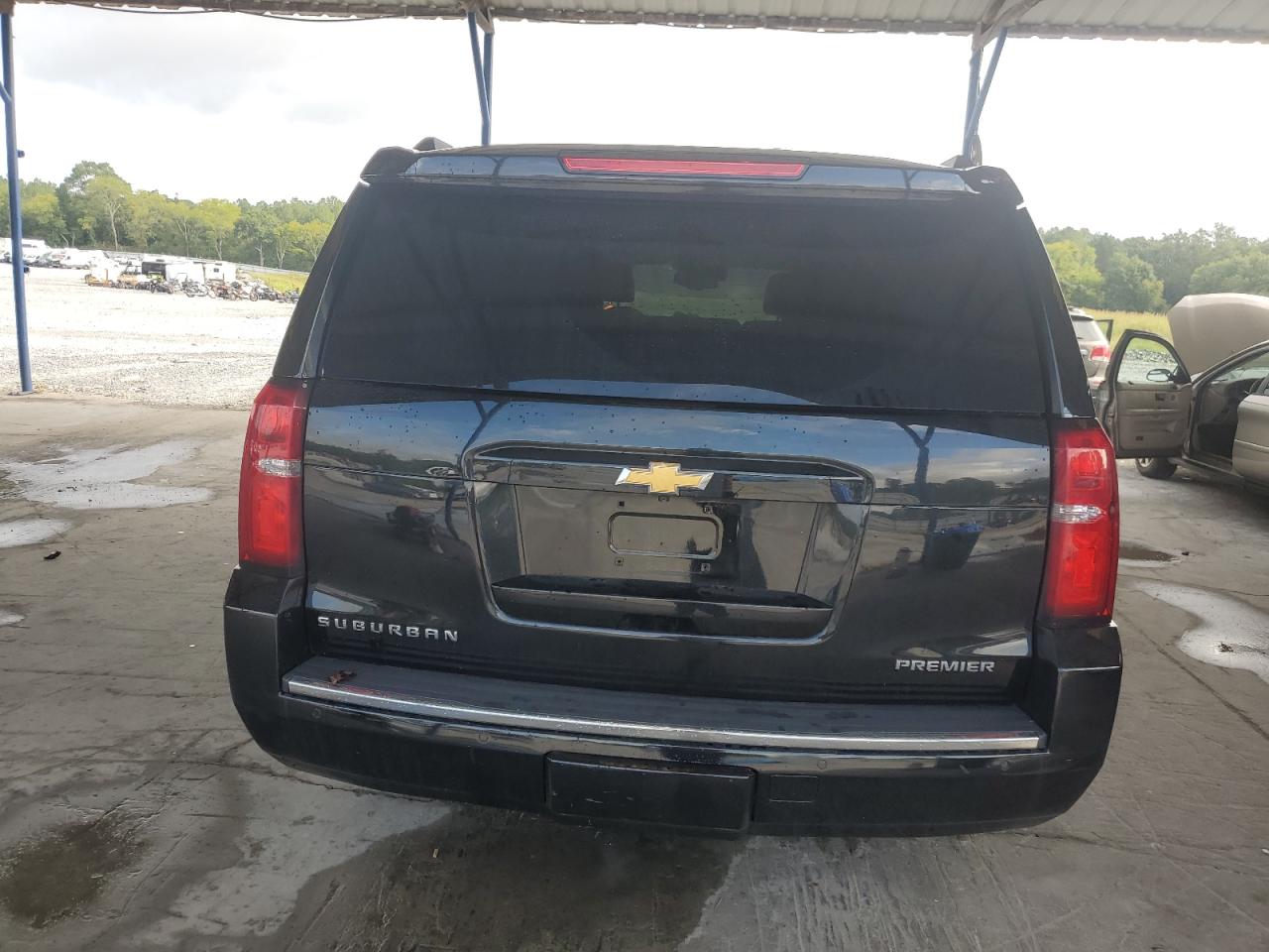 2019 Chevrolet Suburban K1500 Premier VIN: 1GNSKJKCXKR354016 Lot: 68619025