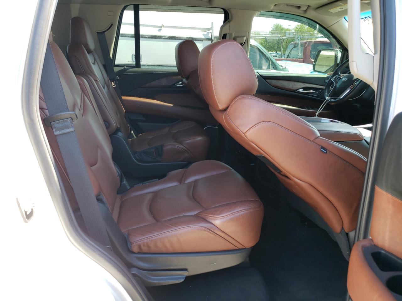 2019 Cadillac Escalade Luxury VIN: 1GYS4BKJ6KR139010 Lot: 70729435