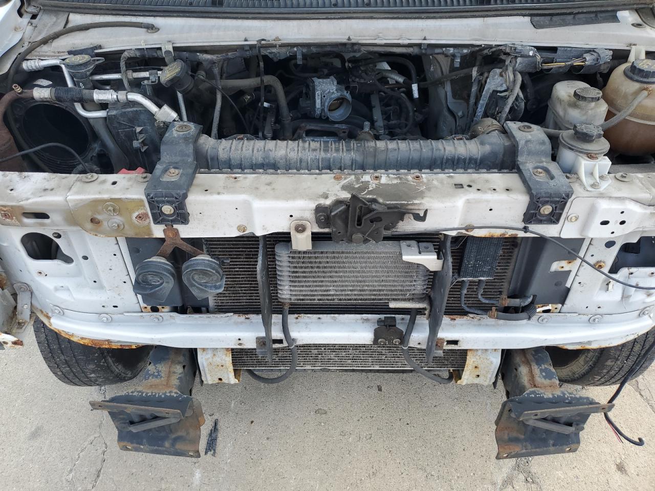 1FTNE1EWXBDA75374 2011 Ford Econoline E150 Van