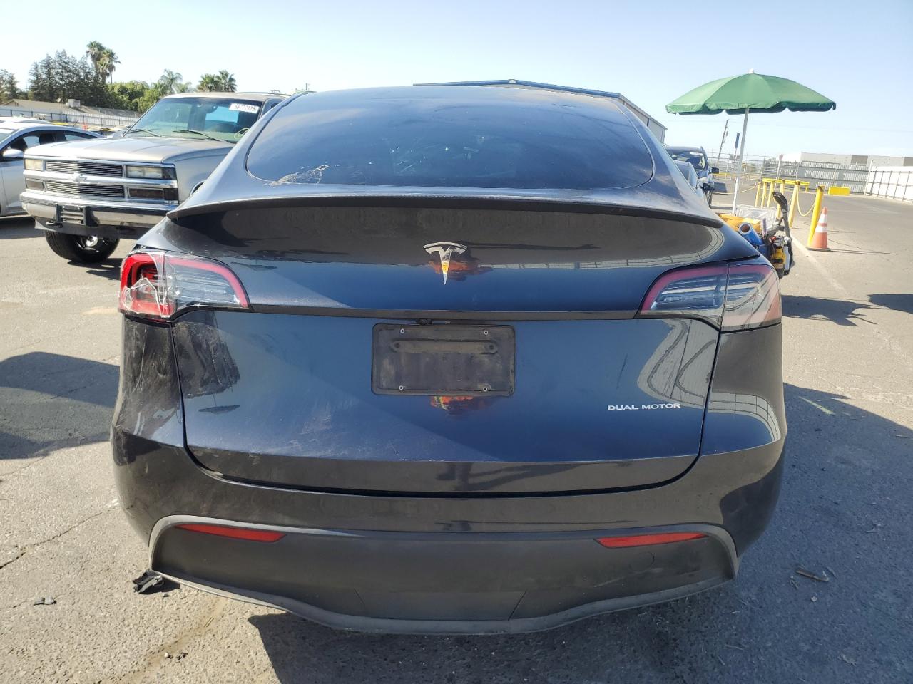 2024 Tesla Model Y VIN: 7SAYGDEE8RA222889 Lot: 68581915