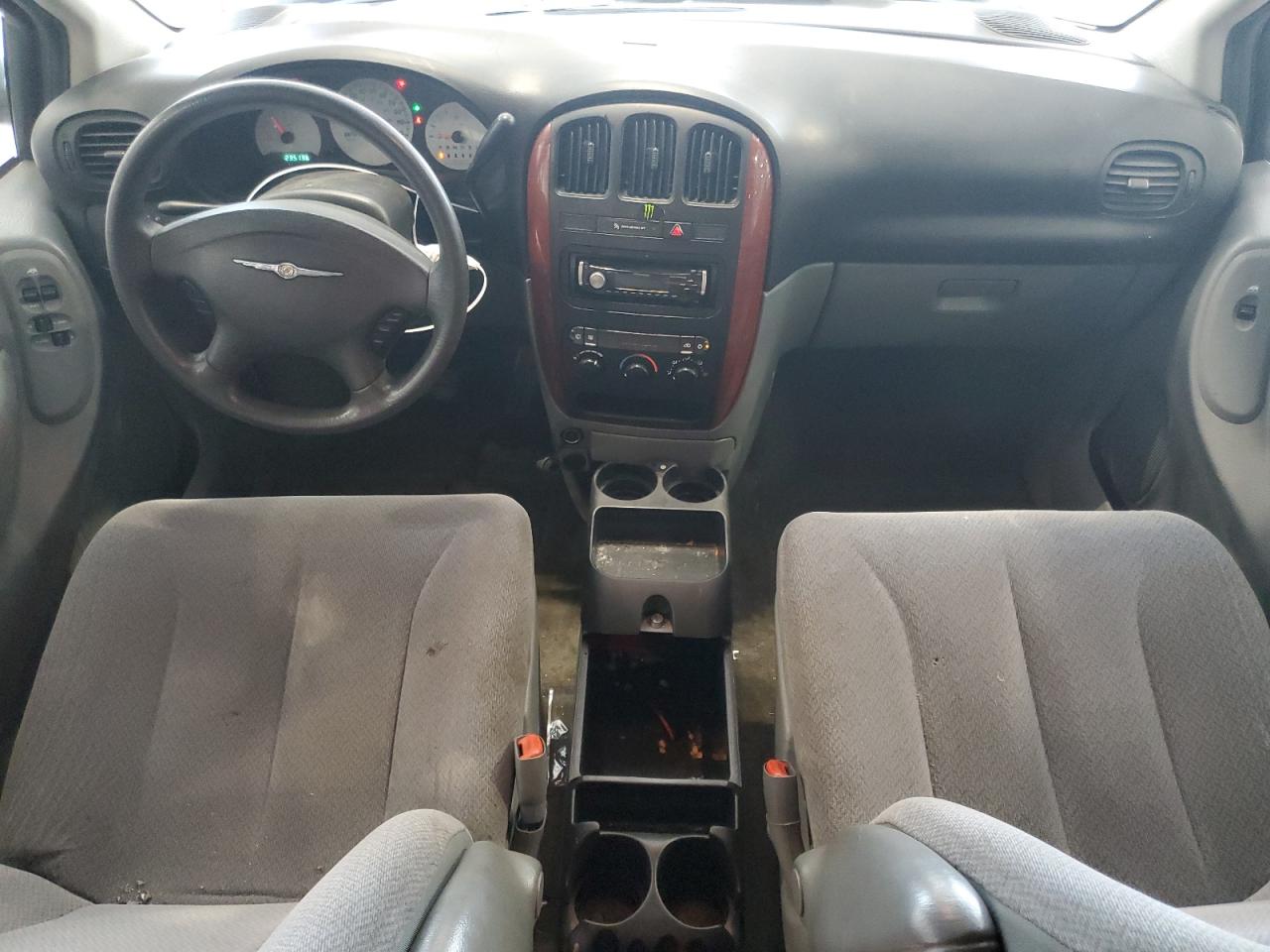 2006 Chrysler Town & Country VIN: 1A4GP45RX6BWY1578 Lot: 67322425