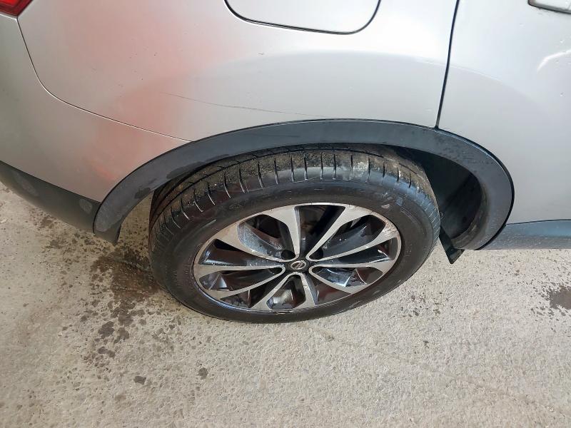 2012 NISSAN QASHQAI N-TEC