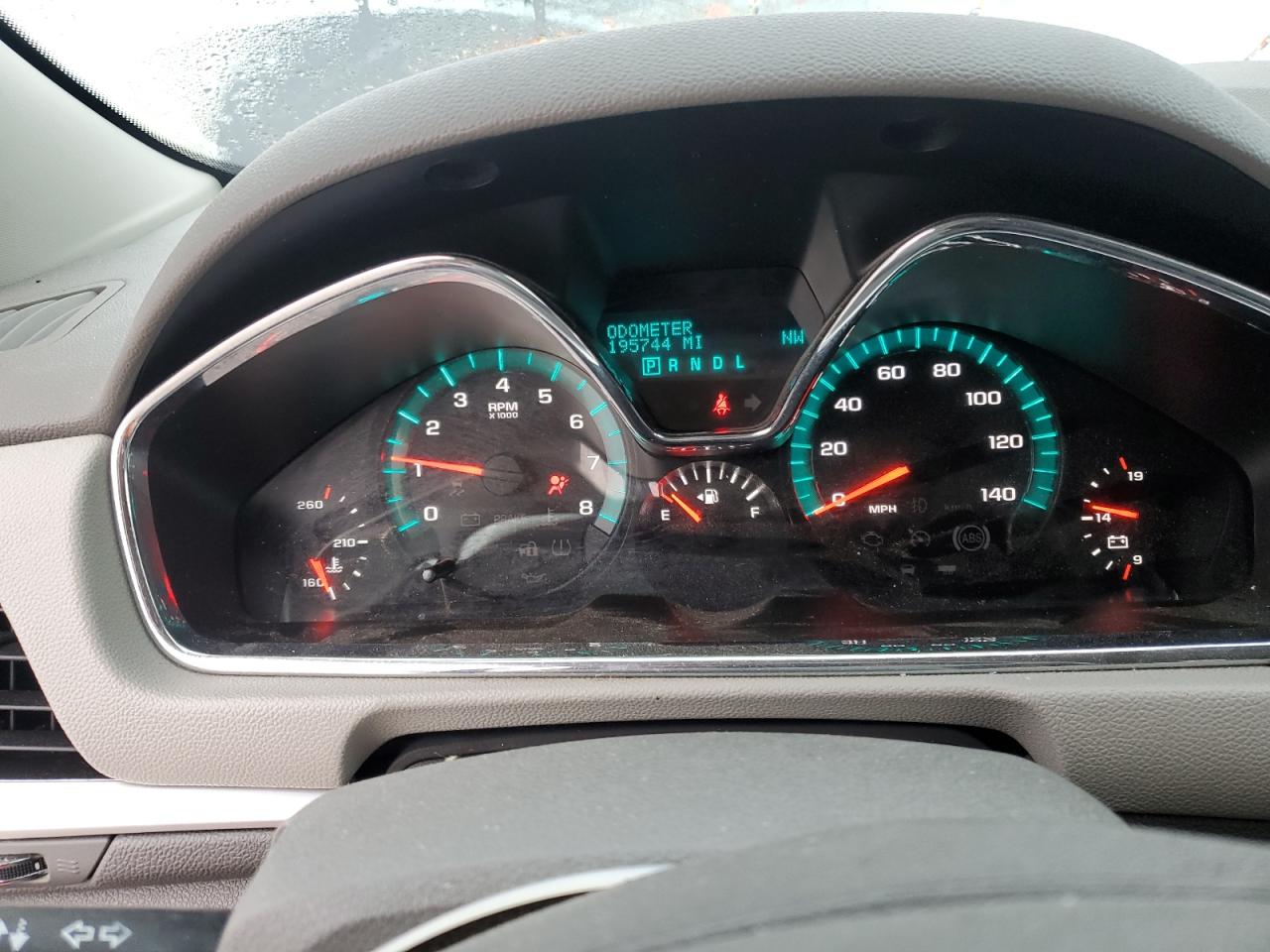 2014 Chevrolet Traverse Ls VIN: 1GNKRFED0EJ335720 Lot: 70896985