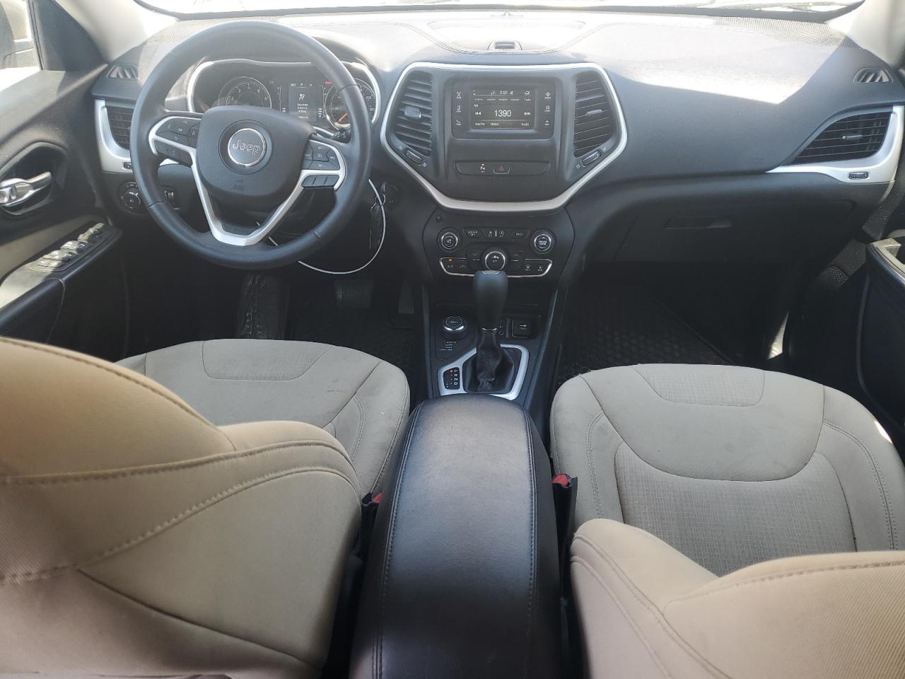 2015 Jeep Cherokee Latitude VIN: 1C4PJMCS5FW546685 Lot: 84010565