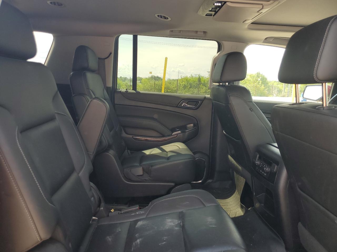 2019 GMC Yukon Xl K1500 Slt VIN: 1GKS2GKCXKR384889 Lot: 68169965