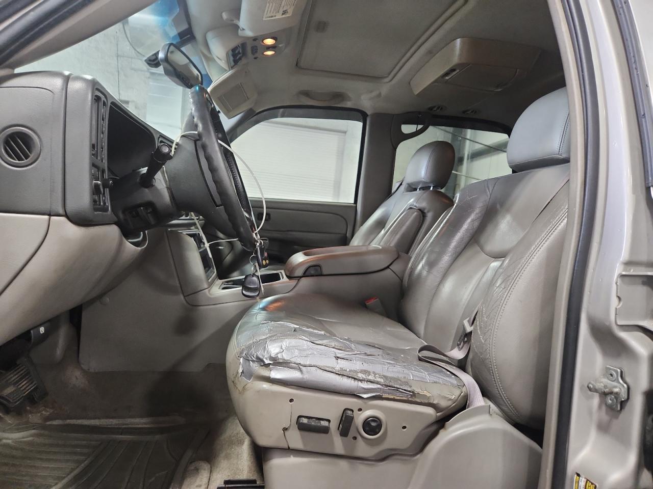 2004 Chevrolet Tahoe K1500 VIN: 1GNEK13Z64R227315 Lot: 67542205