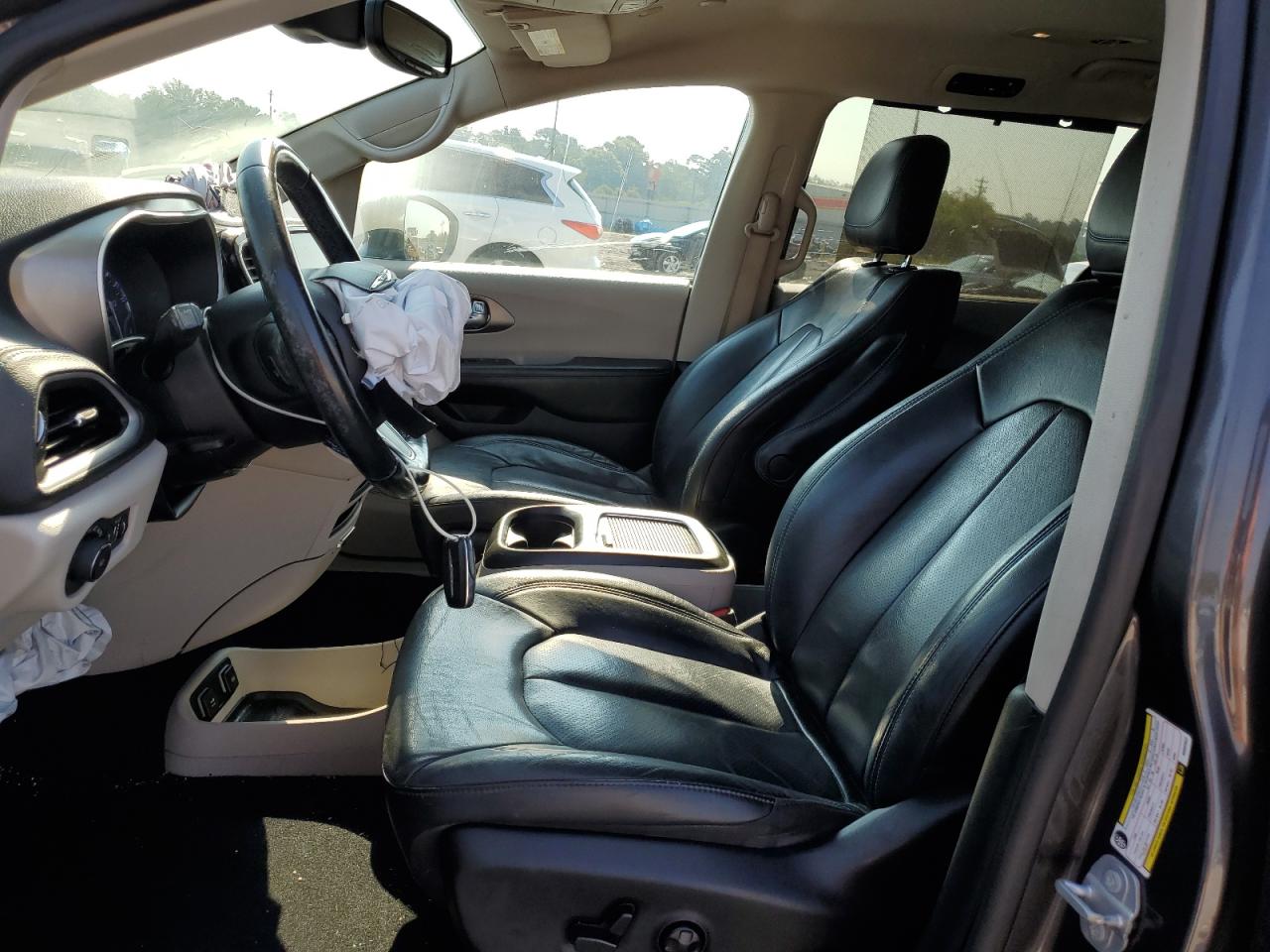 2021 Chrysler Pacifica Touring L VIN: 2C4RC1BG7MR539922 Lot: 69156625