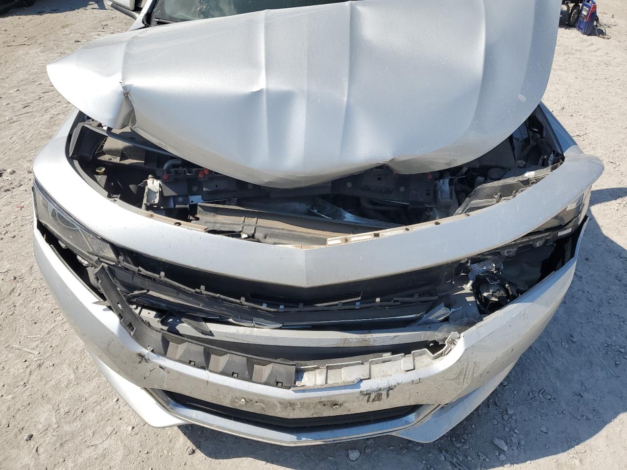 2018 Chevrolet Impala Lt VIN: 1G1105SA9JU140512 Lot: 70902635