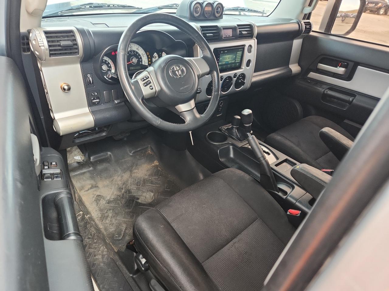 2007 Toyota Fj Cruiser VIN: JTEBU11F470068233 Lot: 69437075