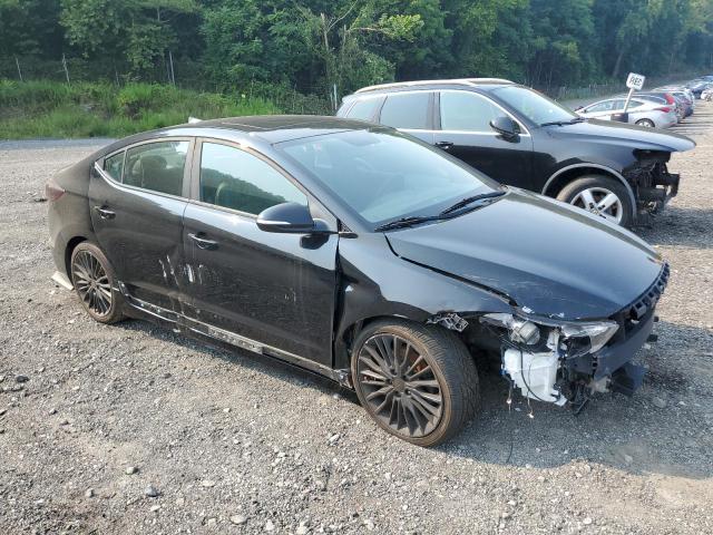  HYUNDAI ELANTRA 2018 Черный