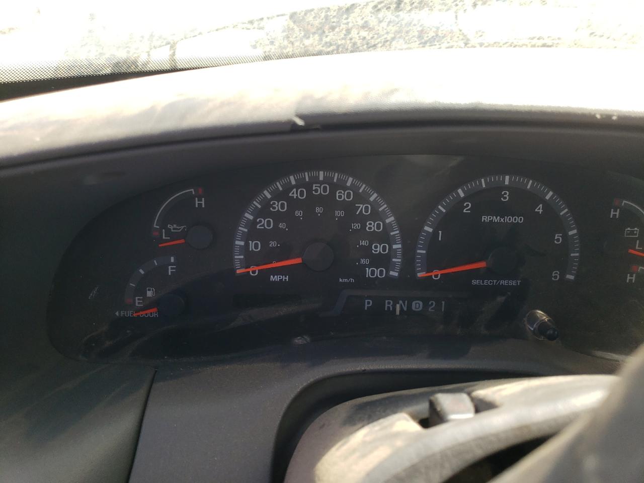 2000 Ford Expedition Xlt VIN: 1FMRU15L6YLB56943 Lot: 69731135