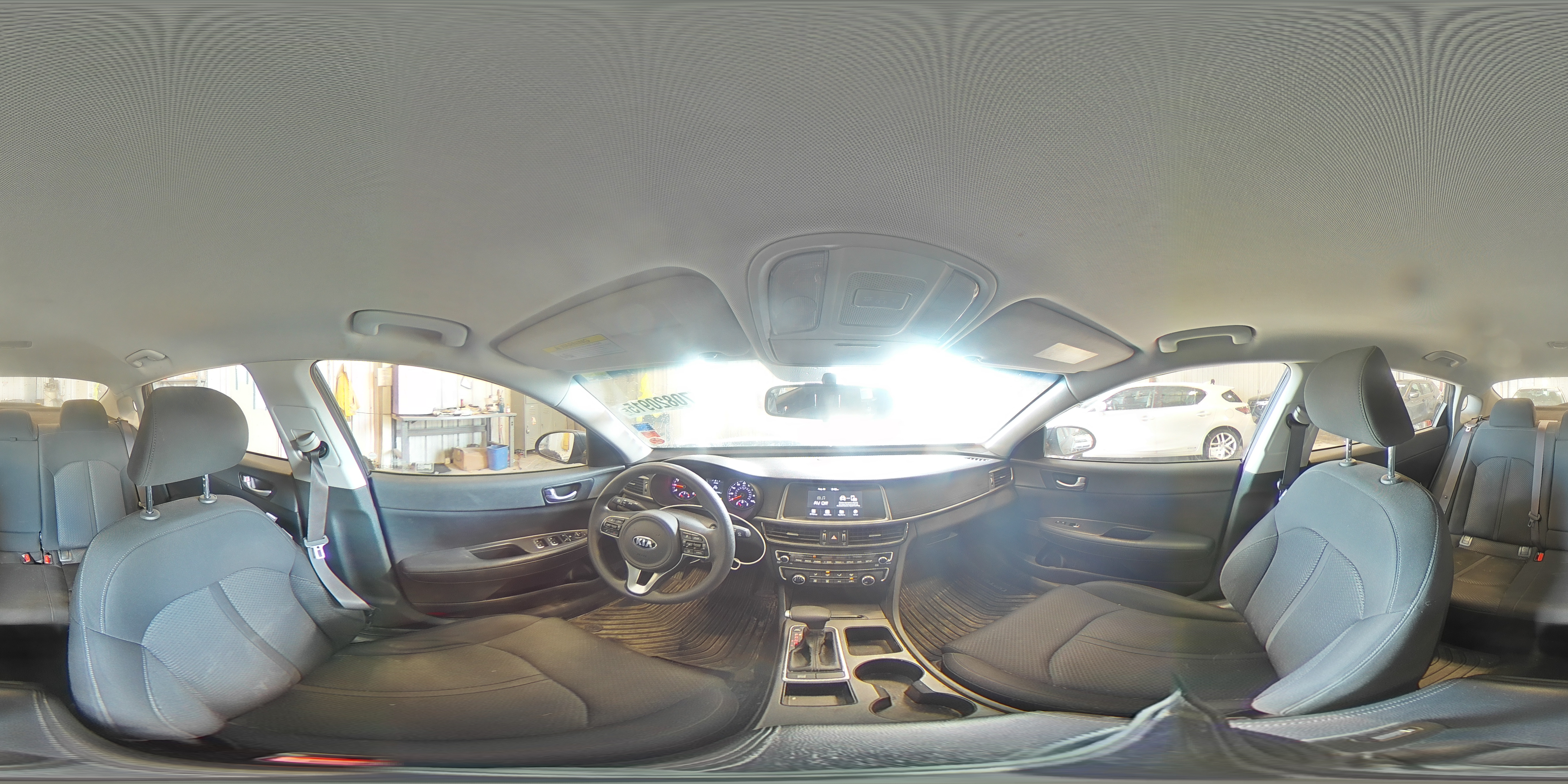 2018 Kia Optima Lx VIN: KNAGT4L32J5214153 Lot: 70820915