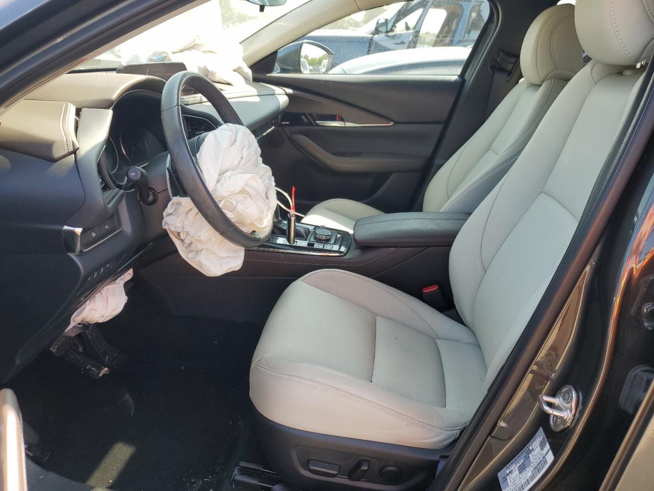 2024 Mazda Cx-30 Premium VIN: 3MVDMBDM9RM675160 Lot: 68177245