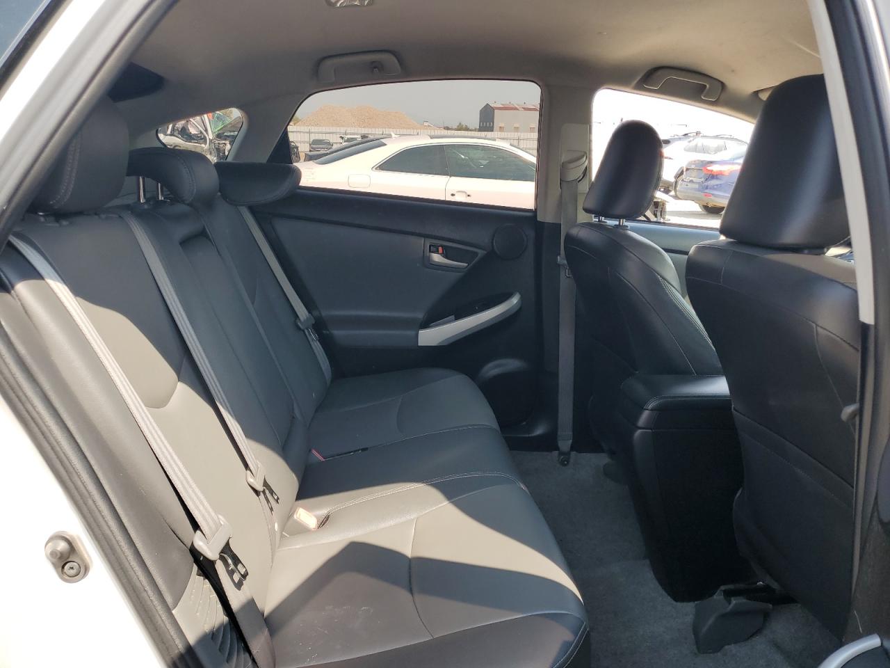 2014 Toyota Prius VIN: JTDKN3DU2E1771425 Lot: 70370935