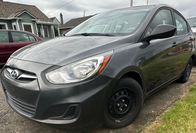 Sedans HYUNDAI ACCENT 2012 Szary