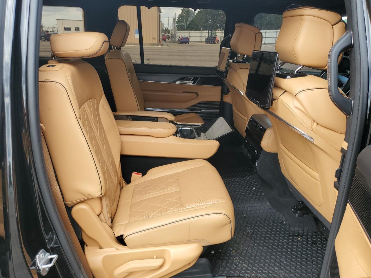 2023 Jeep Grand Wagoneer Series Iii VIN: 1C4SJVGP6PS513354 Lot: 68908035