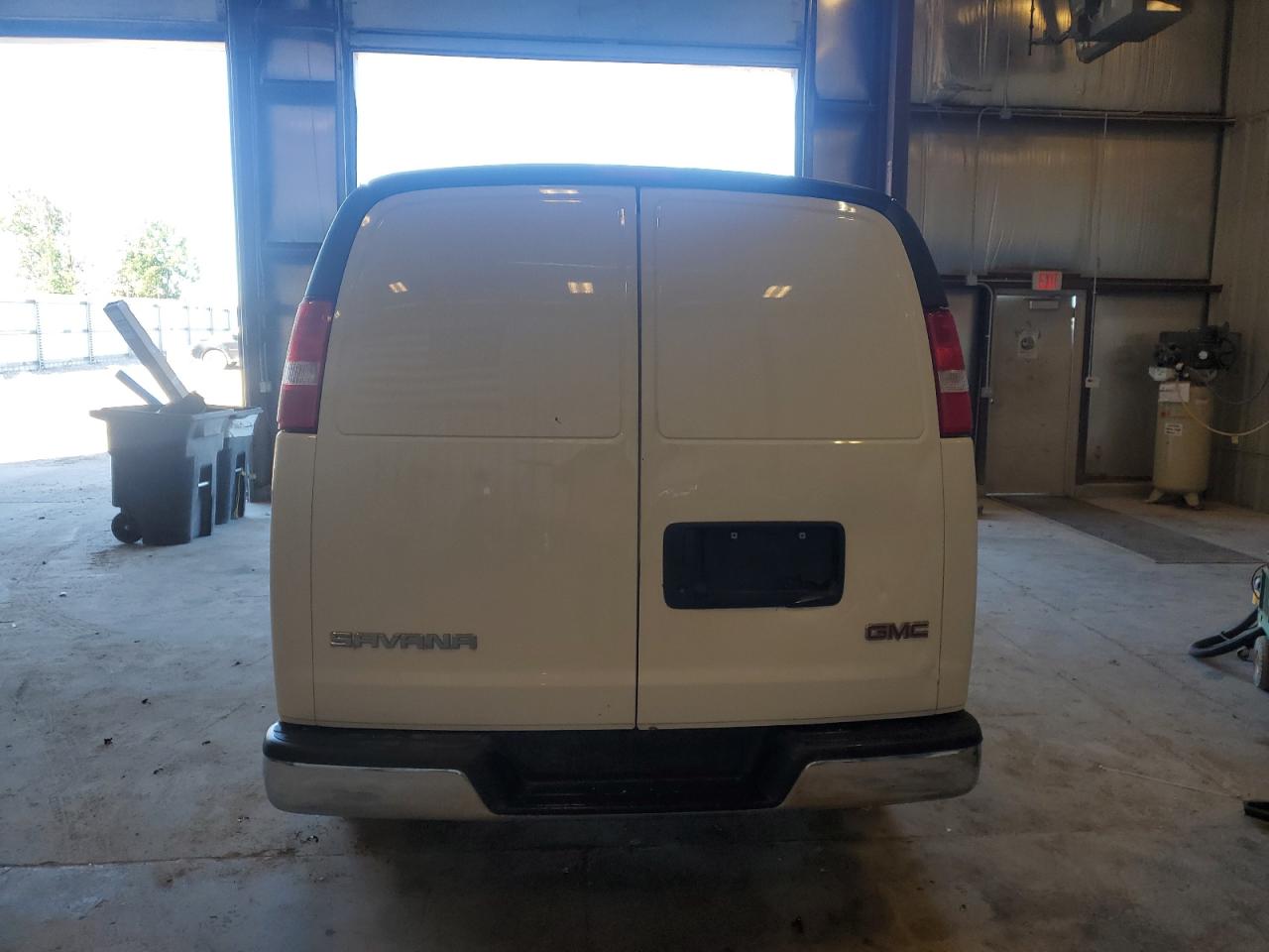 2023 GMC Savana G2500 VIN: 1GTW7BFP8P1182945 Lot: 65669135