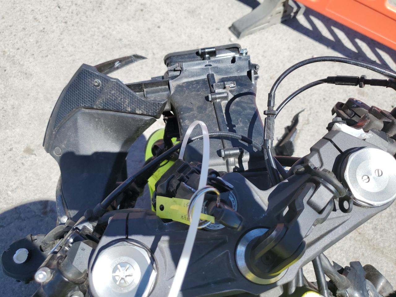 2021 Kawasaki Zx636 K VIN: JKBZXJH14MA007609 Lot: 70730945