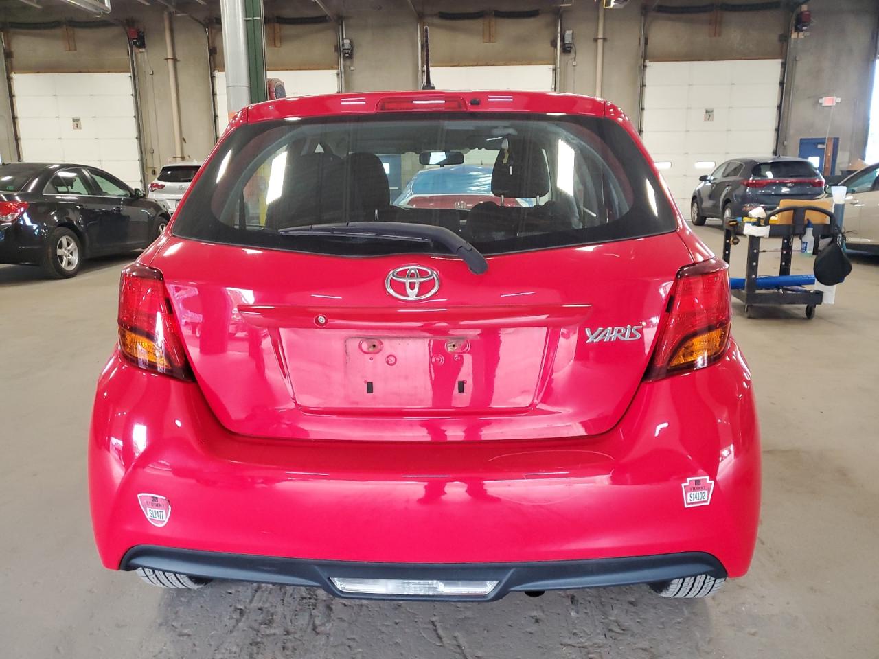 2015 Toyota Yaris VIN: VNKKTUD34FA028132 Lot: 70800515