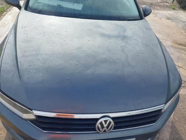 2016 VOLKSWAGEN PASSAT GT
