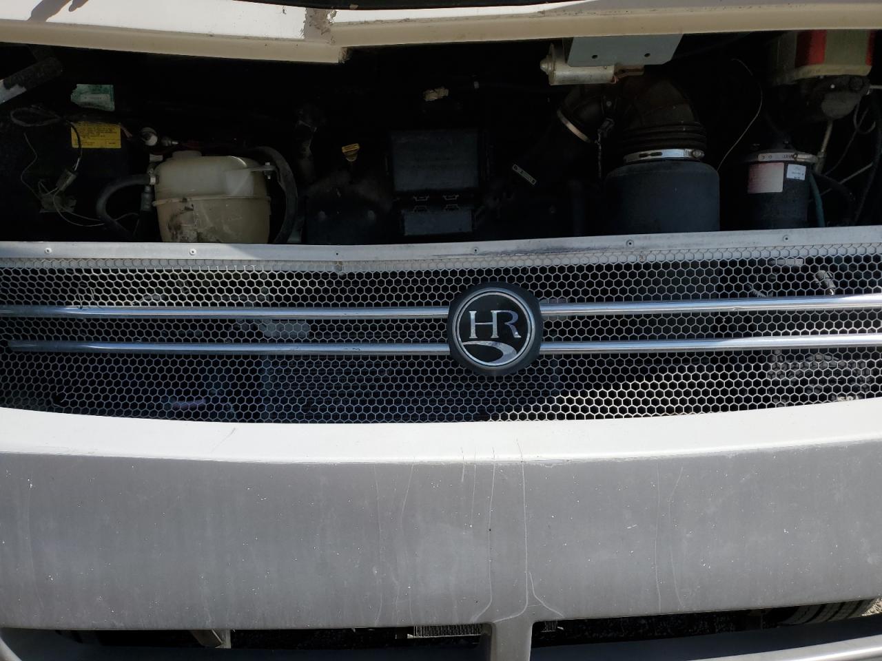 1999 Ford F550 Super Duty Stripped Chassis Rv Or Camper Camper VIN: 3FCNF53S0XJA13872 Lot: 68852475